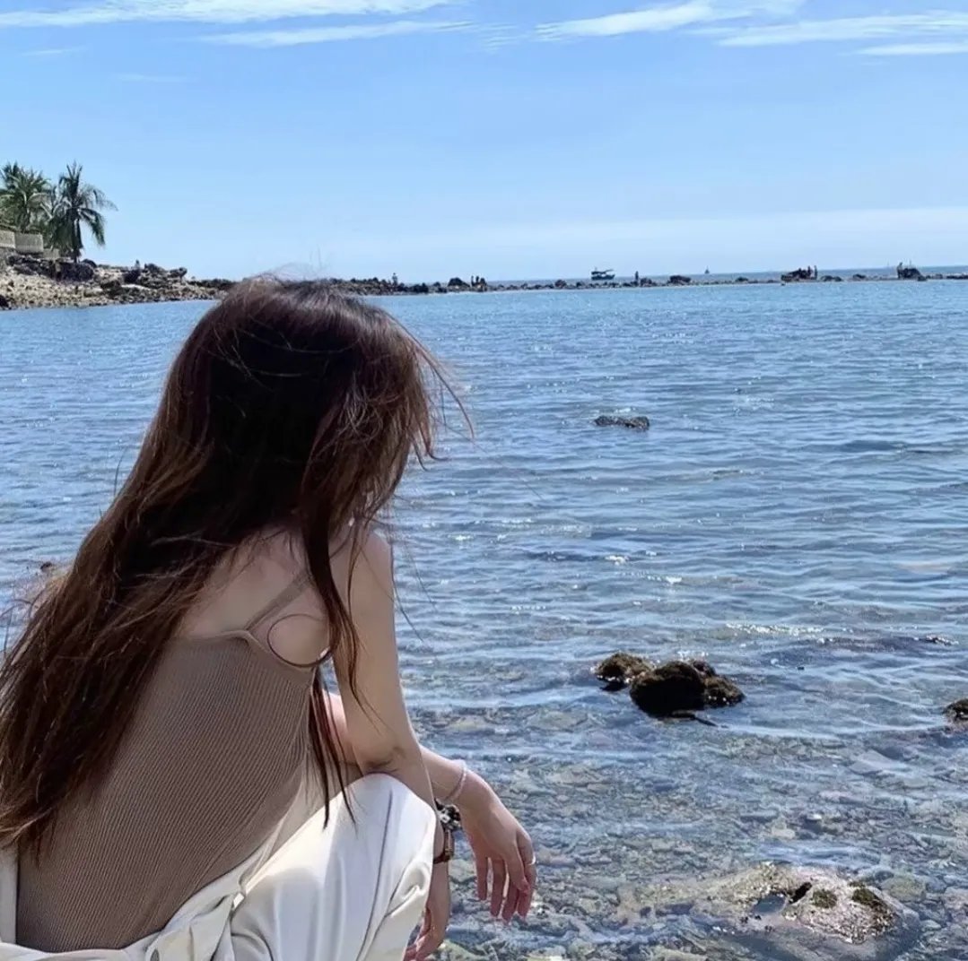 女性的秘密海报